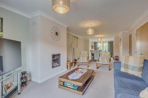 4 bedroom detached house for sale, Downhall Park Way, Rayleigh, SS6