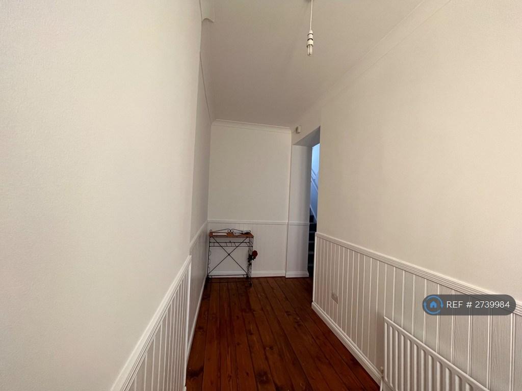 Private Entrance Hall