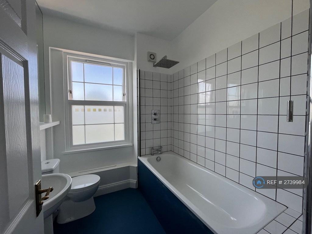 Family Bathroom, New Fittings Floor And Tiling