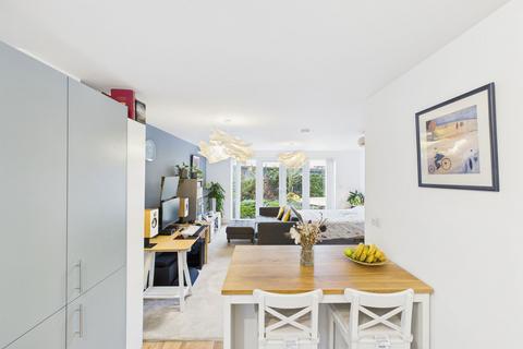 3 bedroom semi-detached house for sale, Eight Acre Drive , Paignton