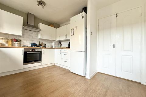 3 bedroom semi-detached house for sale, Brighton Close, Wigston LE18