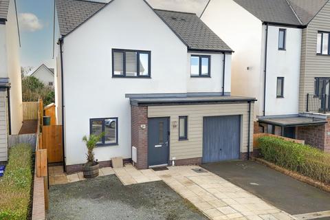 4 bedroom detached house for sale, Foxglove Way, Paignton