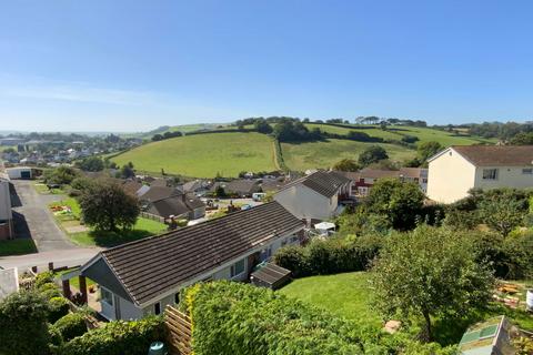 4 bedroom end of terrace house for sale, Northleat Avenue, Paignton