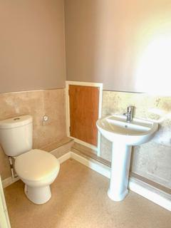 4 bedroom end of terrace house for sale, Northleat Avenue, Paignton