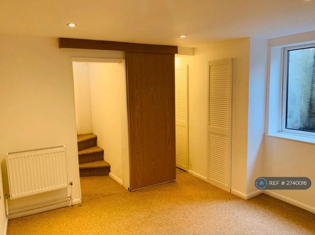 Basement / Additional Living Space