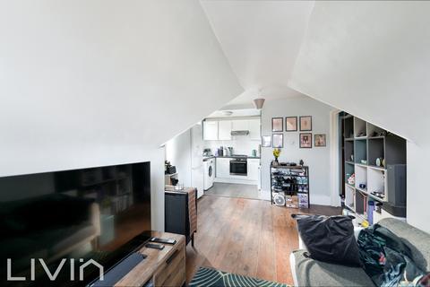 1 bedroom flat for sale, Croham Road, South Croydon, South Croydon CR2