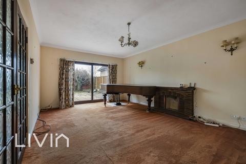 undefined, Croydon CR0