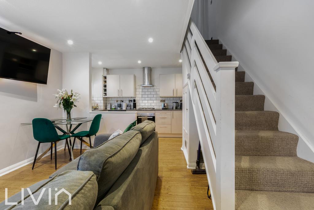 Penfold close 7  26