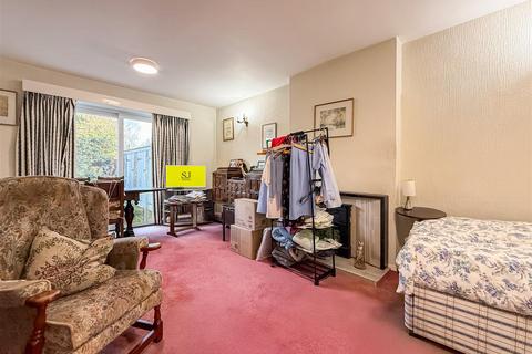 3 bedroom detached house for sale, Brickwall close, Burnham-On-Crouch