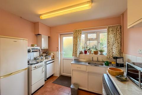 3 bedroom detached house for sale, Brickwall close, Burnham-On-Crouch