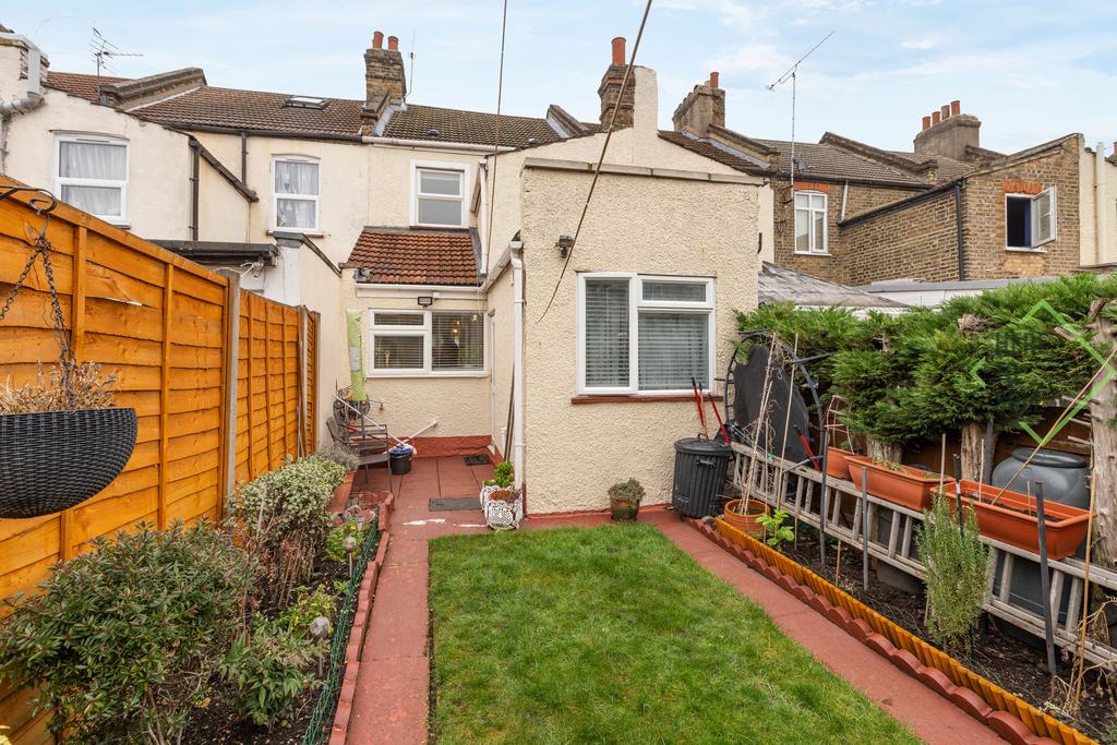 Cornwallis Grove N9-11