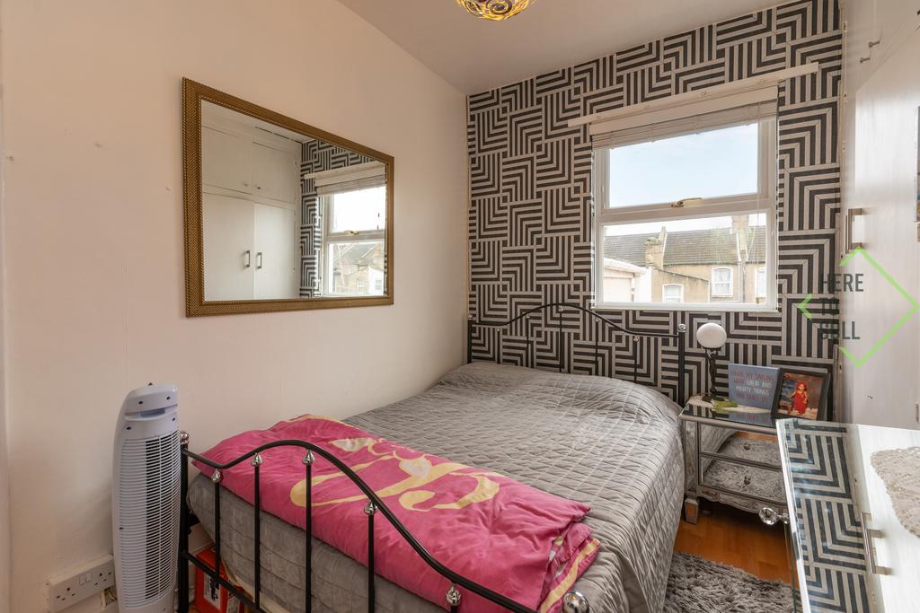 Cornwallis Grove N9-2
