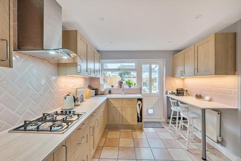 undefined, Tavistock Road, Park North, Swindon, SN3