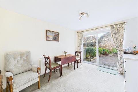undefined, Prime Mid-Clevedon location