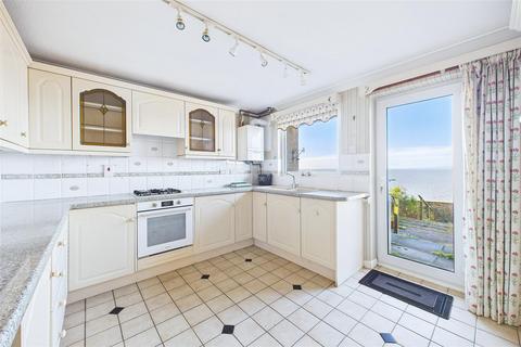 3 bedroom townhouse for sale, Iconic coastal views in prime Clevedon location