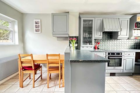 3 bedroom semi-detached house for sale, Oakfield Park Road, Dartford DA1