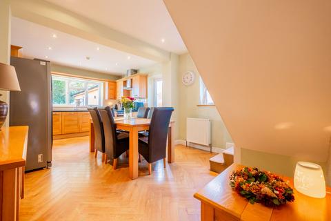 4 bedroom detached house for sale, Hazel Close, Benfleet SS7