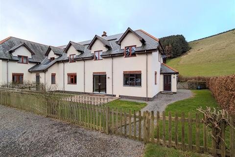 3 bedroom semi-detached house to rent, Doone Valley