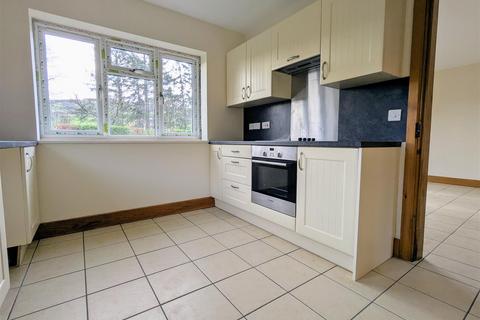 3 bedroom semi-detached house to rent, Doone Valley