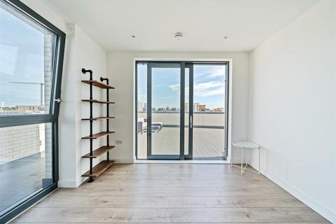 2 bedroom flat to rent, St. Pauls Way, Limehouse, E3