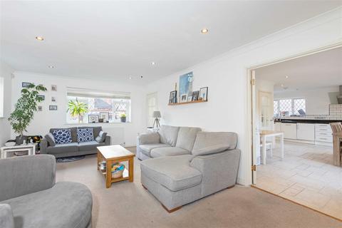 3 bedroom house for sale, Arundel Road, Worthing