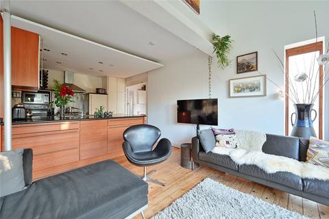 4 bedroom semi-detached house for sale, Oakwood Drive, St. Albans, Hertfordshire