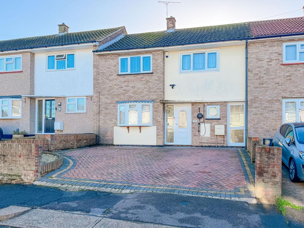 Tyrell Court Basildon Postcode Delhi Road, Basildon SS13 3 bed terraced house - £335,000
