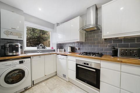 3 bedroom end of terrace house for sale, Ladygrove, Croydon, Pixton Way, CR0