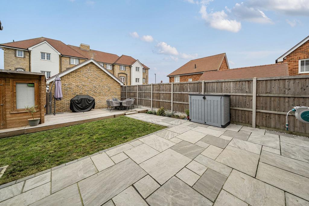 Rear Garden (2)