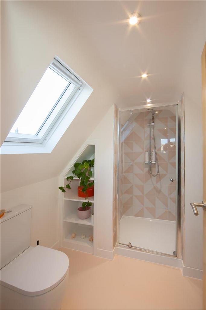 BATH 02 EN SUITE.jpg