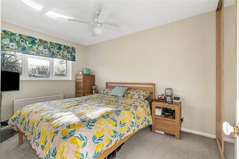 3 bedroom end of terrace house for sale, Youngs Drive, Ash GU12