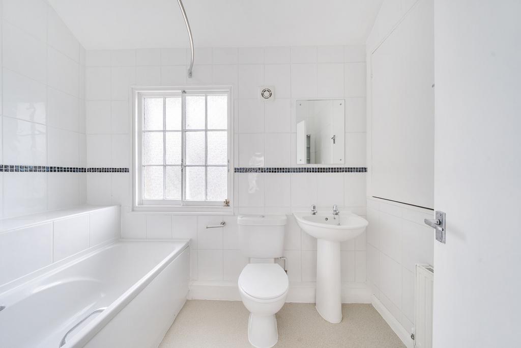 1376653-16-690c74...