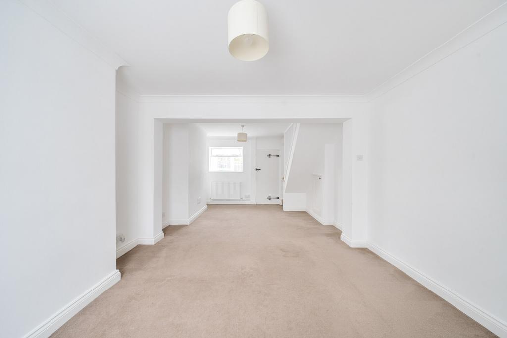 1376653-7-690c74a...