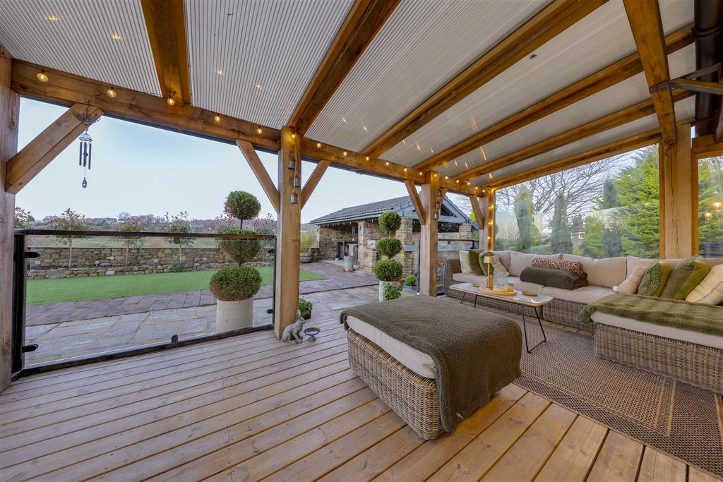 Covered Veranda Alt
