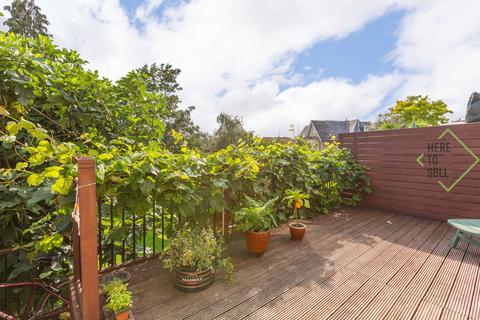 3 bedroom terraced house for sale, London N11