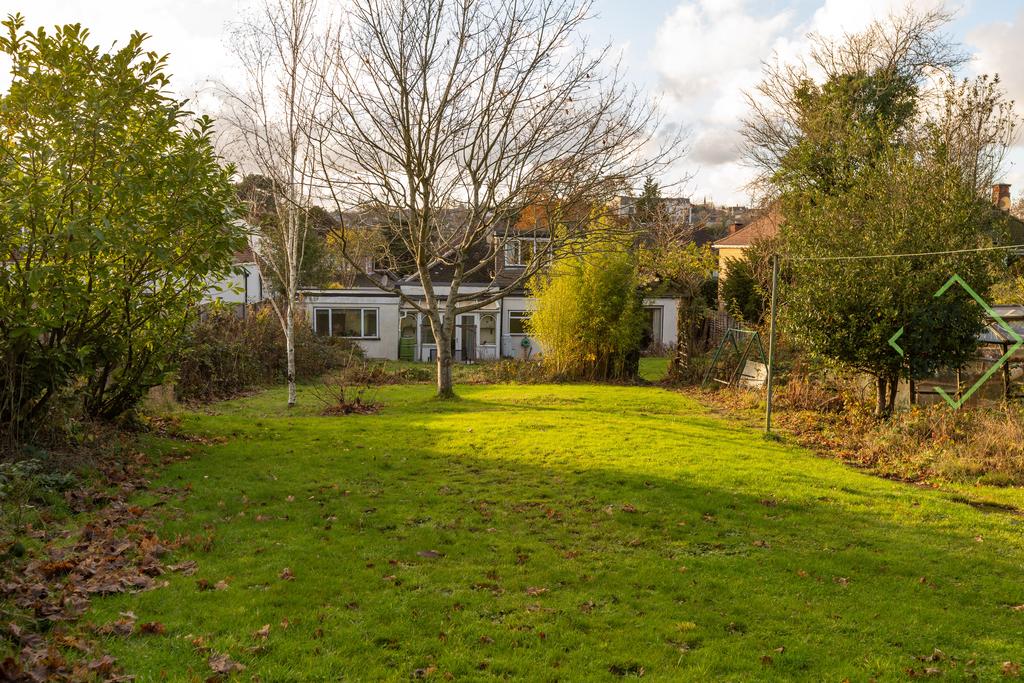 125 Park Road035