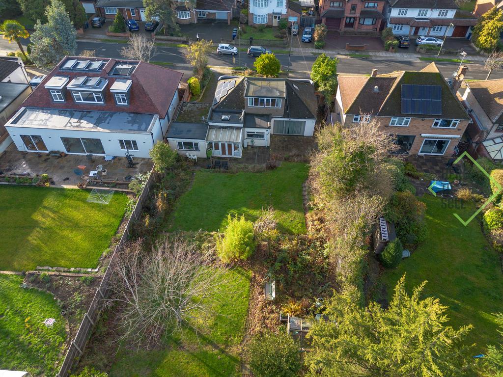 125 Park Road EN4 9 QN-5