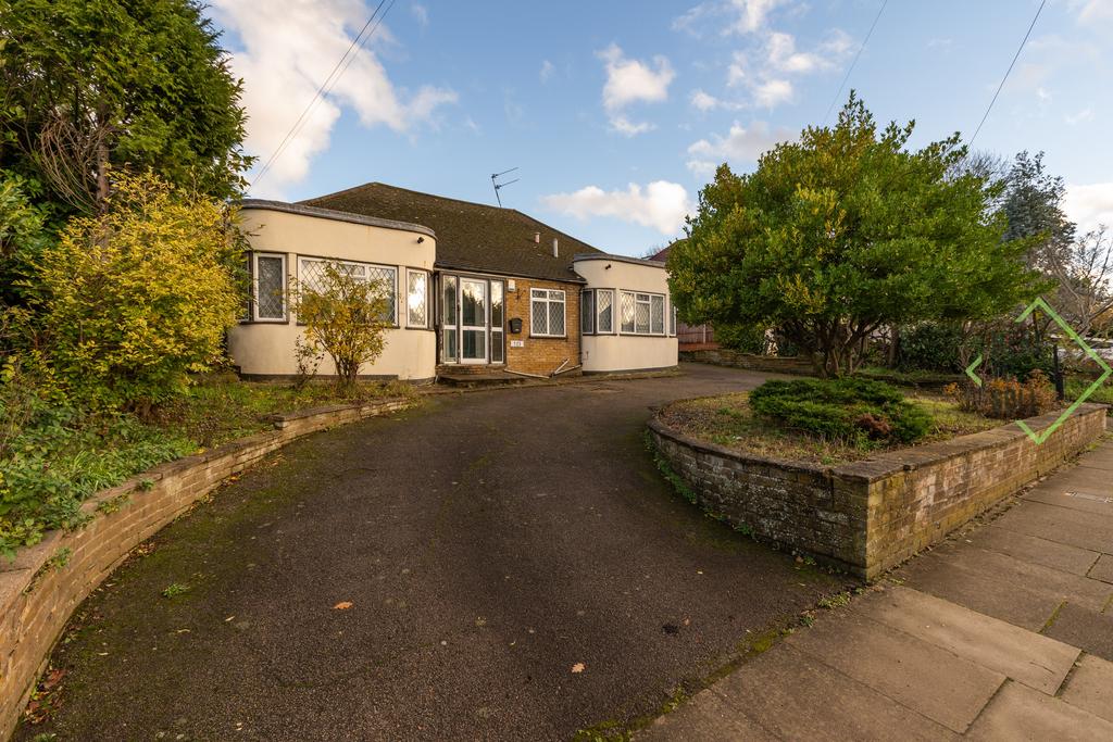 125 Park Road036