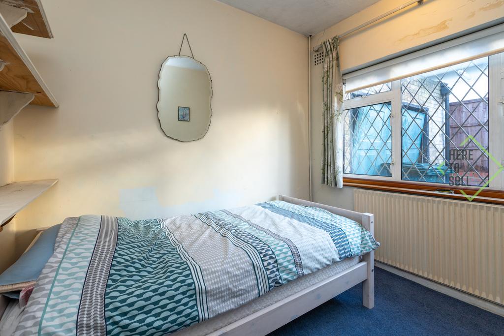 125 Park Road012