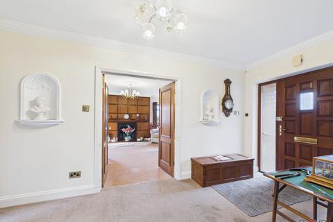 4 bedroom detached bungalow for sale, Springbank Road, Cheltenham GL51