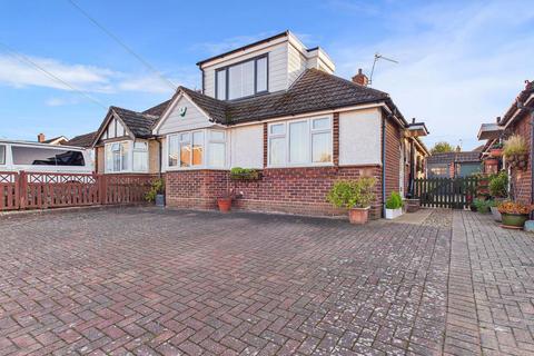 4 bedroom semi-detached bungalow for sale, Heath Row, Bishop's Stortford CM23
