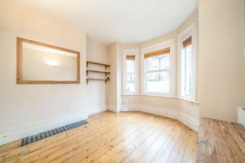 1 bedroom flat for sale, Dafforne Road, London SW17