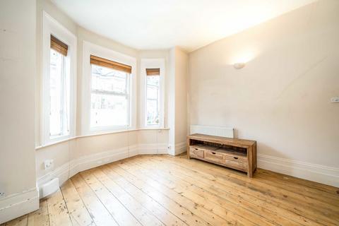 1 bedroom flat for sale, Dafforne Road, London SW17