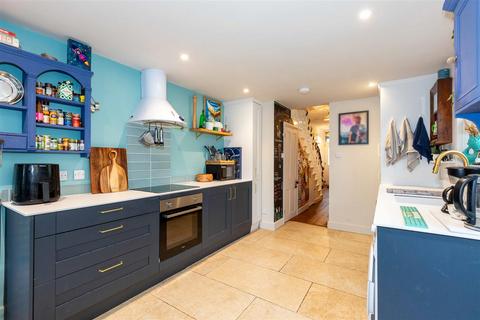 5 bedroom end of terrace house for sale, Ashdown Road, Worthing