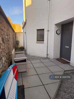 1 bedroom flat to rent, Simon Square, Edinburgh, EH8