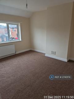 3 bedroom semi-detached house to rent, Village Drive, Ribbleton, Preston, PR2