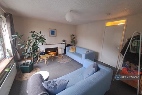 undefined, Viewcraig Gardens, Edinburgh, EH8