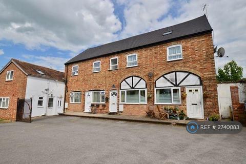 2 bedroom flat to rent - Banner Court, Evesham, WR11