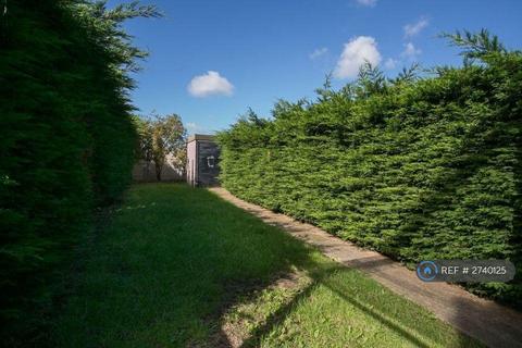 undefined, Perth Road, London, N22