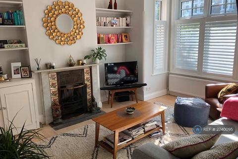 2 bedroom maisonette to rent - Cowley Road, London, SW14